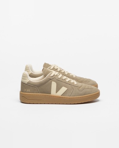 V82 Suede Taupe Calcaire Natural VEJA